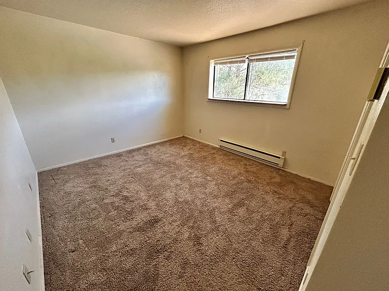 50 Riverview Dr #A — Photo 13