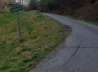 Hutchins Holw, Marble, NC 28905