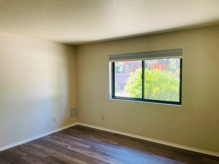 45 Evening Glow Pl — Photo 15