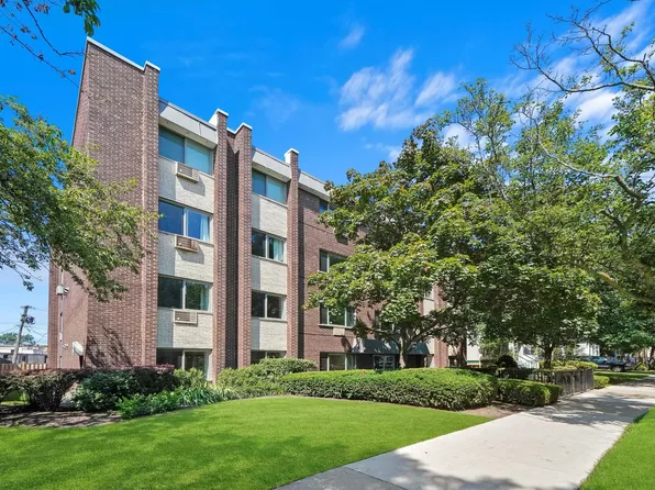 1136 Greenleaf Ave APT 102, Wilmette, IL 60091