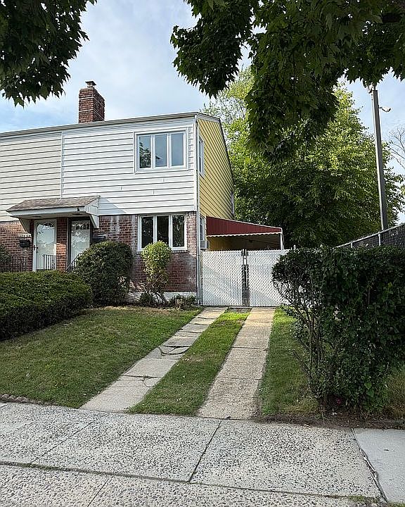 1st image of 15261 11th Ave