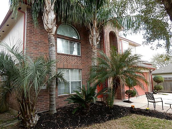 2nd image of 2877 Pebble Canyon Ln