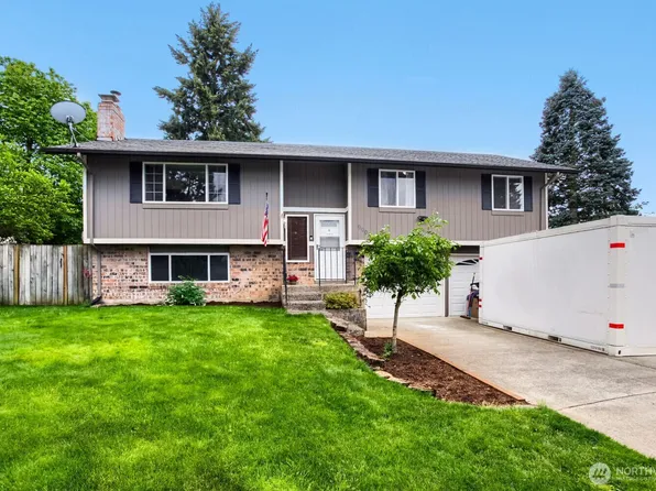 9905 NE Heron Circle, Vancouver, WA 98664