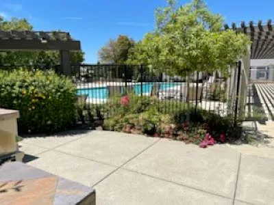 Talmont Cir — Photo 14