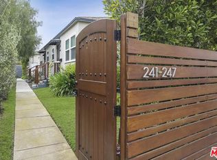 247 1/2 Bernard Ave, Venice, CA 90291