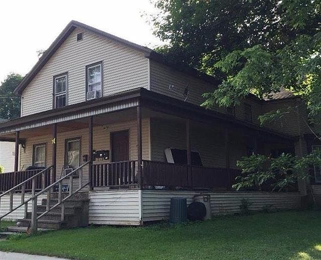 2nd image of 10 Kirby St