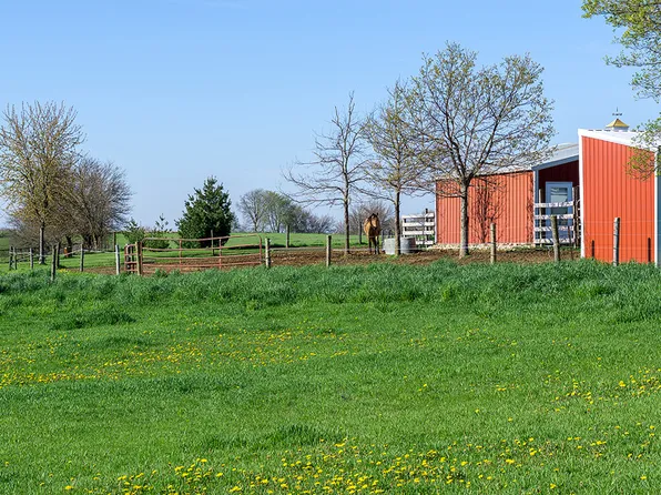 6439 E 500th St, Lynn Center, IL 61262