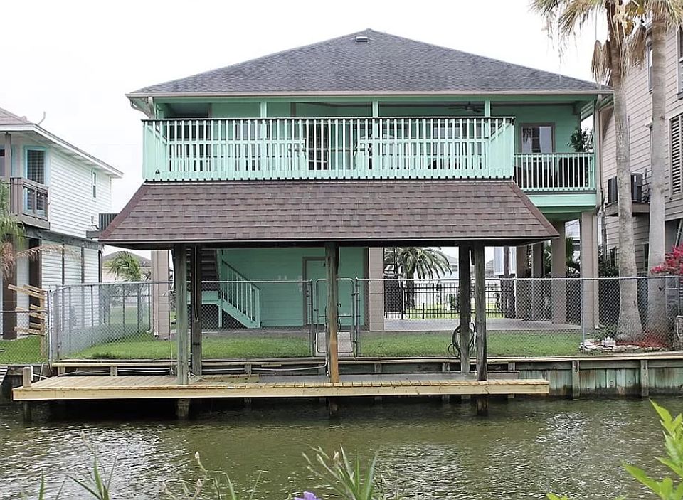1st image of 73 Tarpon St