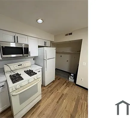 3 bed, $2,500 — Photo 1