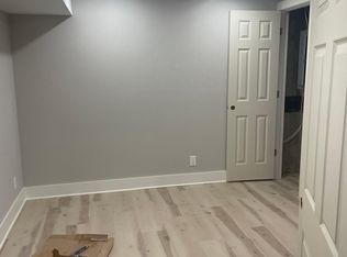 4 Center Pl, Peru, IL 61354