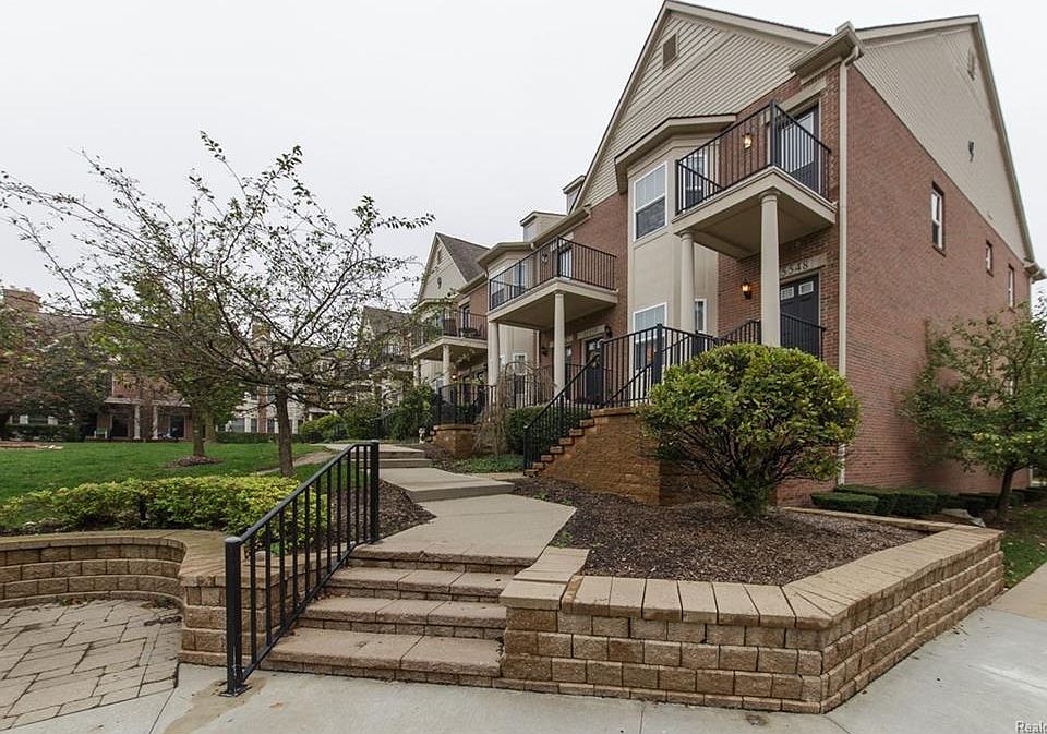 1st image of 25548 Portico Ln #1