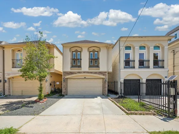 5513 Petty St #C, Houston, TX 77007