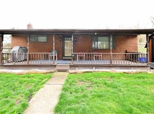 401 Emahlea St, Pittsburgh, PA 15207