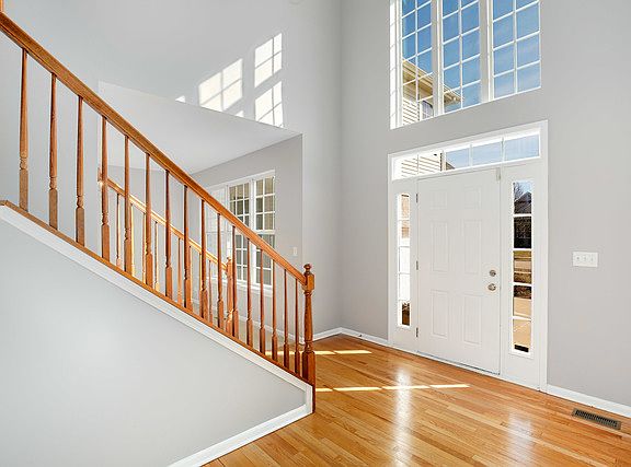 3rd image of 480 Blue Heron Cir