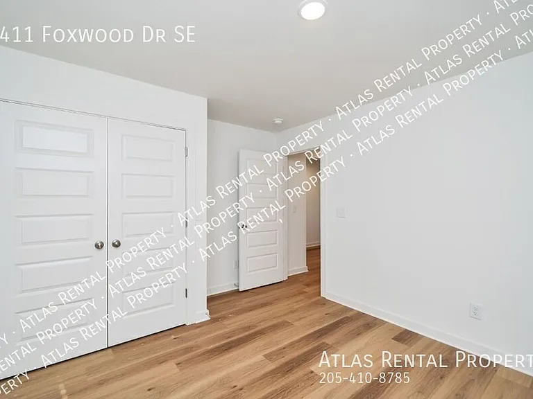 4411 Foxwood Dr — Photo 8