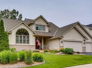 8579 College Trl, Inver Grove Heights, MN 55076