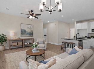 1522 Harris St, Gainesville, TX 76240