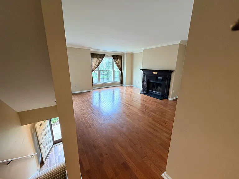 2760 Red Oak Cir #C5 — Photo 13