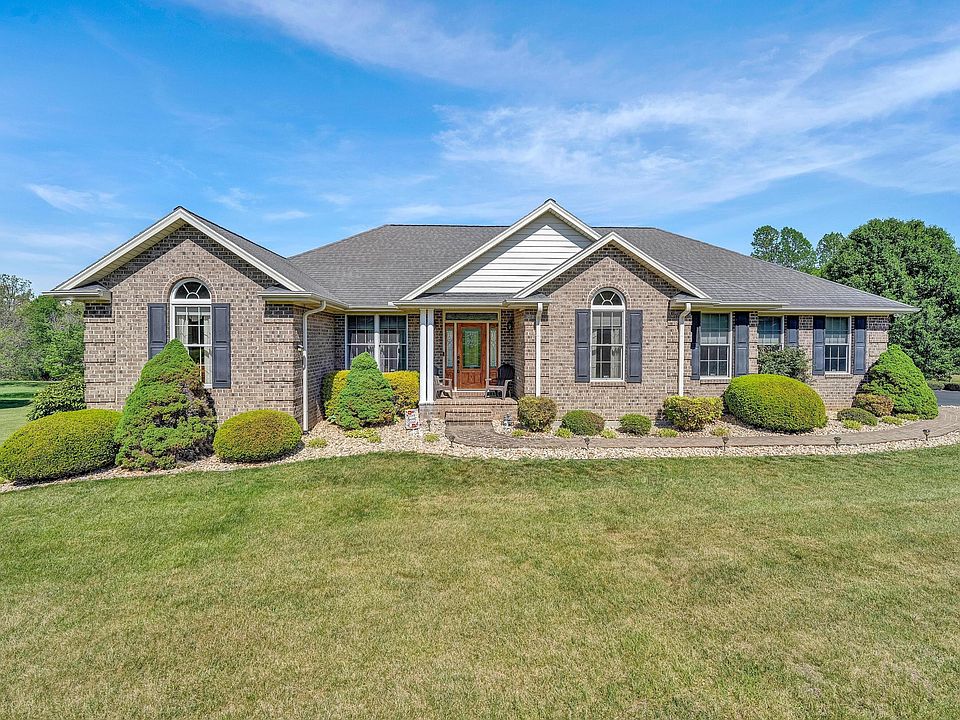 1st image of 137 Whispering Meadows Ln