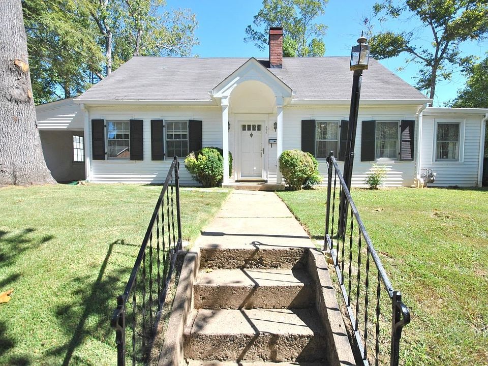 1st image of 376 Woodland Ave