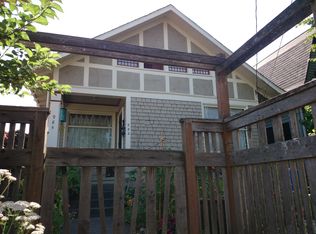 982 21st Ave, Seattle, WA 98122