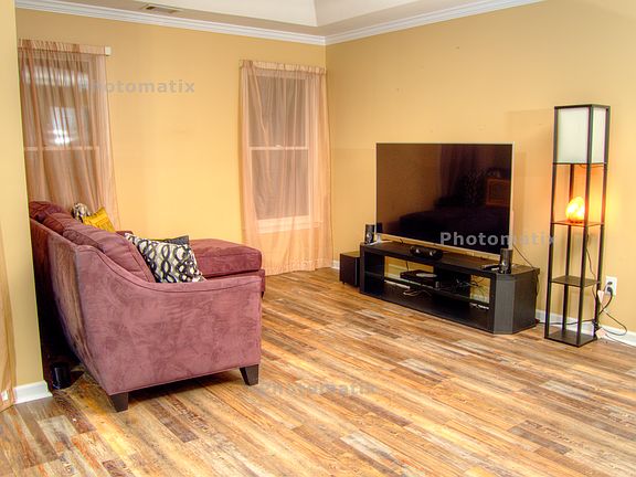 Master Bedroom Lounge Area