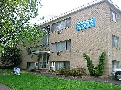 720 6th Ave SE