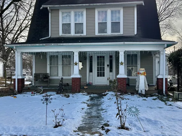 106 E Mississippi St, Barry, IL 62312