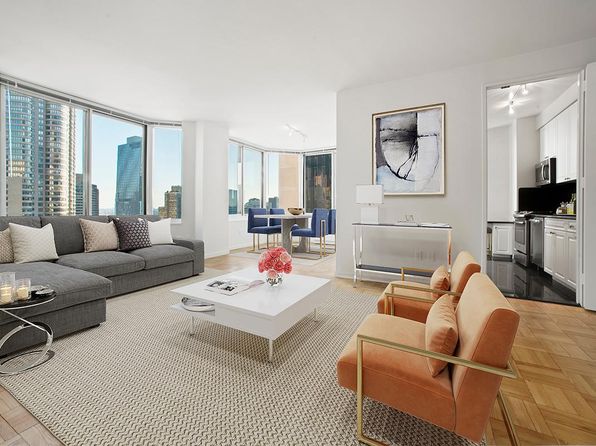 240 E 39th St APT 26C