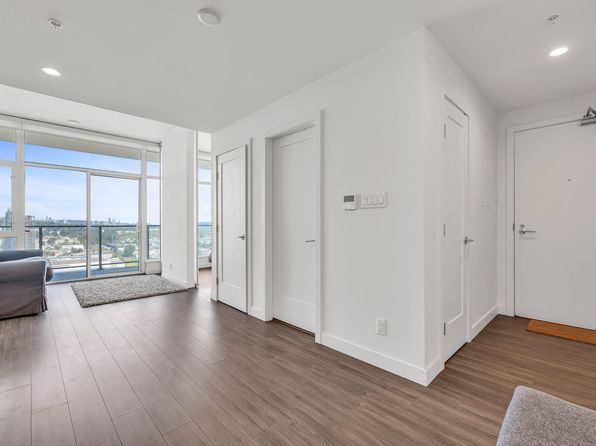 2351 Beta Ave #2502, Burnaby, BC V5C 5L7