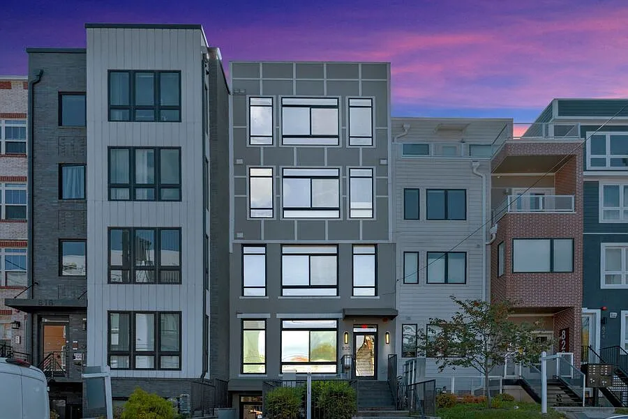 Building Photo - 820 Kennedy St NW #2