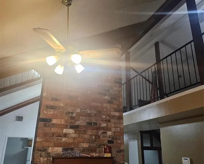 4011 Alshire Dr — Photo 24