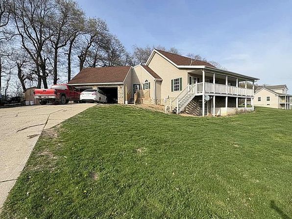 4418 Meadow Brook Ln, Greenville, MI 48838