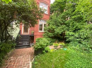 616 E Capitol St NE APT B2, Washington, DC 20003