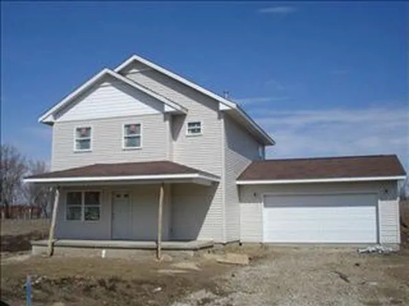 1207 E Grove St, Bloomington, IL 61701