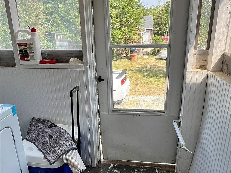 101 Clinton Dr #B — Photo 17