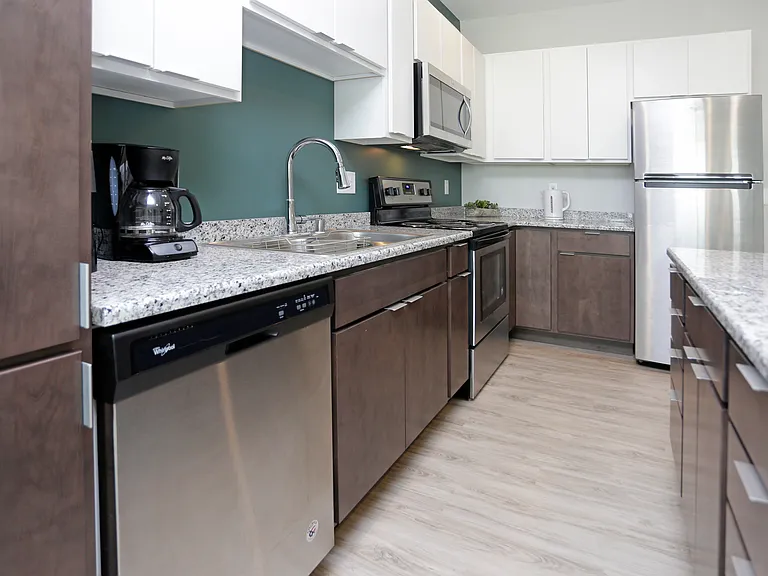 Uptown Apartments — Photo 20