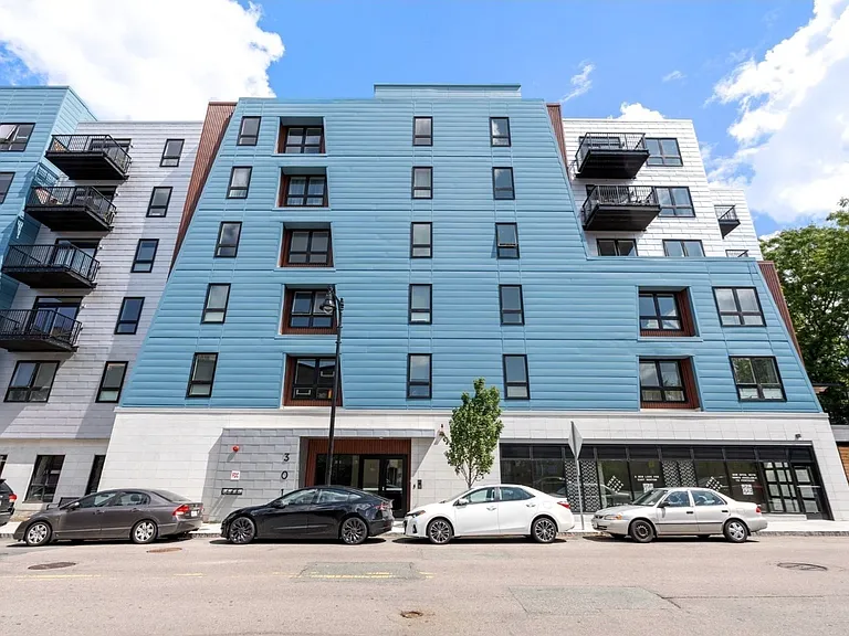 301 Border St #402 — Photo 30