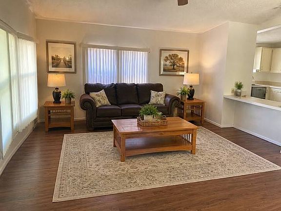 5th image of 10936 Whispering Oaks Cir