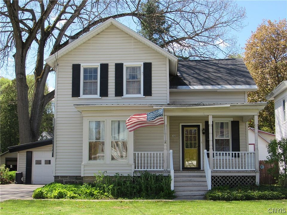 1st image of 32 Elm St