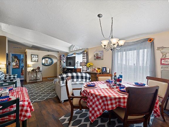 4th image of 21203 W Yakitat Pl