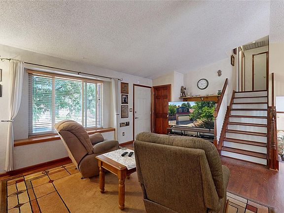 4th image of 8480 Rabbitbrush Way