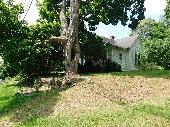 2nd image of 509 N Main St