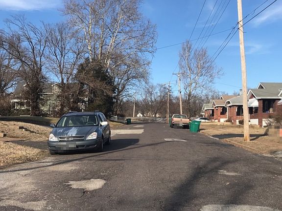 4th image of 8332 College Ave