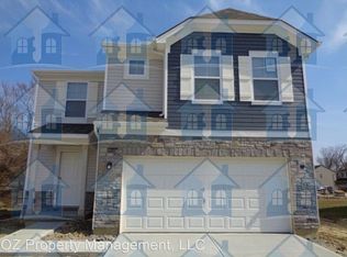 402 McEwing Dr, Lockland, OH 45215