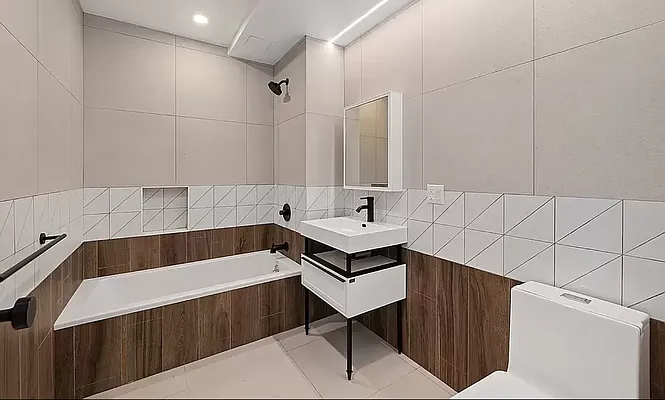 Rented by REAL New York | media 21