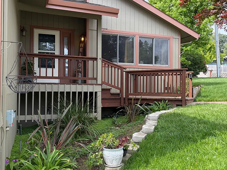 Forest Dr — Photo 1
