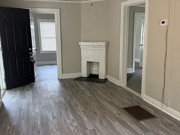 3rd image of 103 Ware St