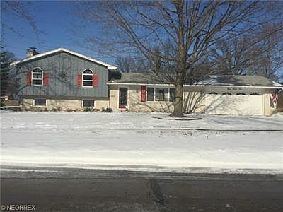 1st image of 944 Red Hill Dr