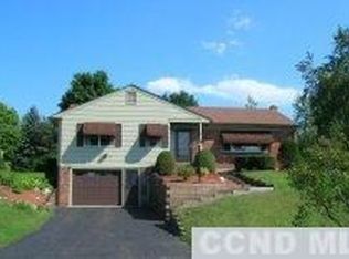 24 Michael Dr, Hudson, NY 12534